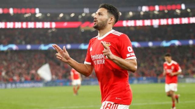 1678258763895079585.jpg RogerSchmidt20719865.jpg